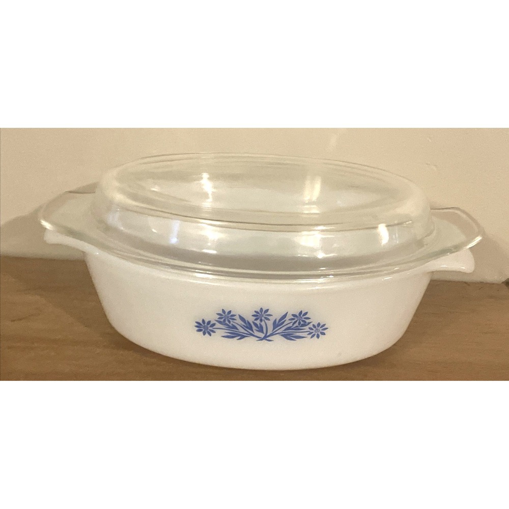 Anchor Hocking Fire King #433 Blue Cornflower 1.5 QT Casserole w/Clear Lid - EUC